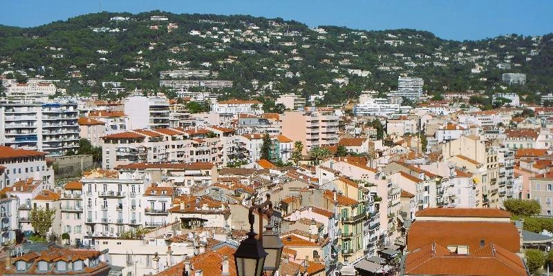 BTS CAV (Construction et Aménagement de Véhicules) à Cannes : Opportunités Locales dans l'Automobile